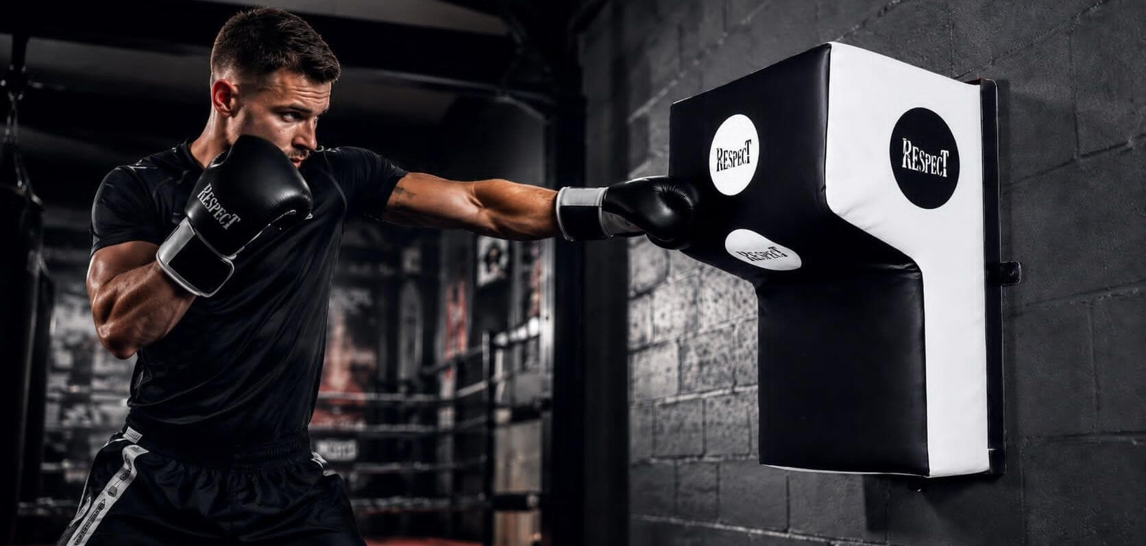 falra-szerelheto-utofal-respect-fight-shop