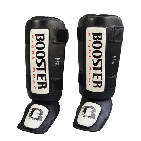 booster_thai_striker_labvedo_fekete-feher.jpg
